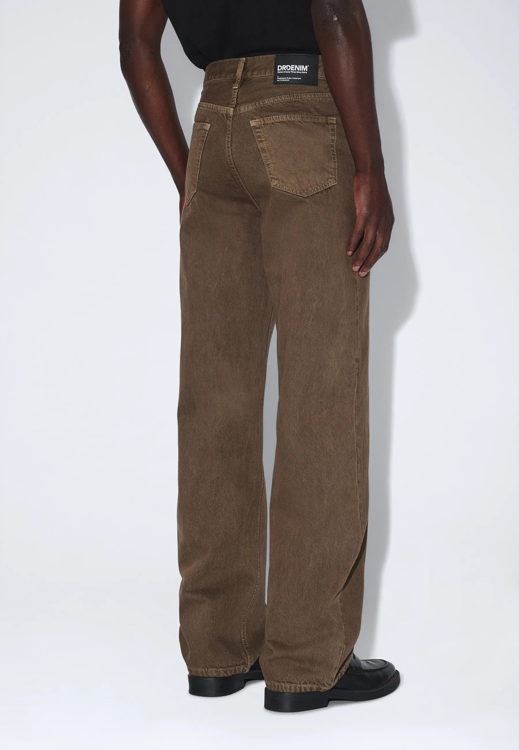 2110102354_DrDenim_OmarRelaxed_WashedOlive_main_M4_1