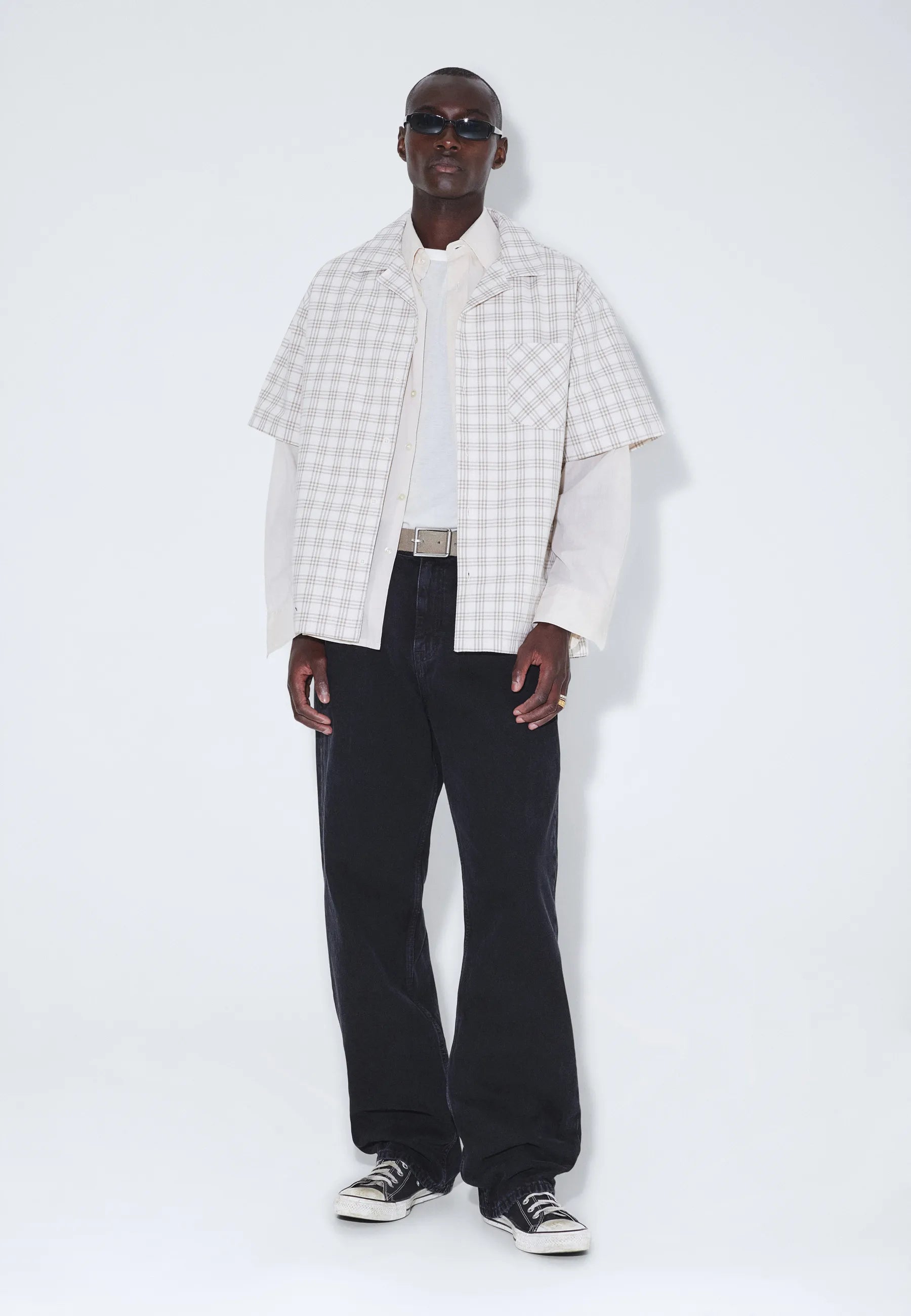 2110102A70_DrDenim_OmarRelaxed_WornBlack_Main_M1_3