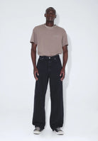 2110102A70_DrDenim_OmarRelaxed_WornBlack_Main_M1_4