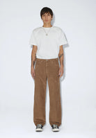 2110102BM6_DrDenim_OmarRelaxed_WashedKhakiCord_main_M1_1