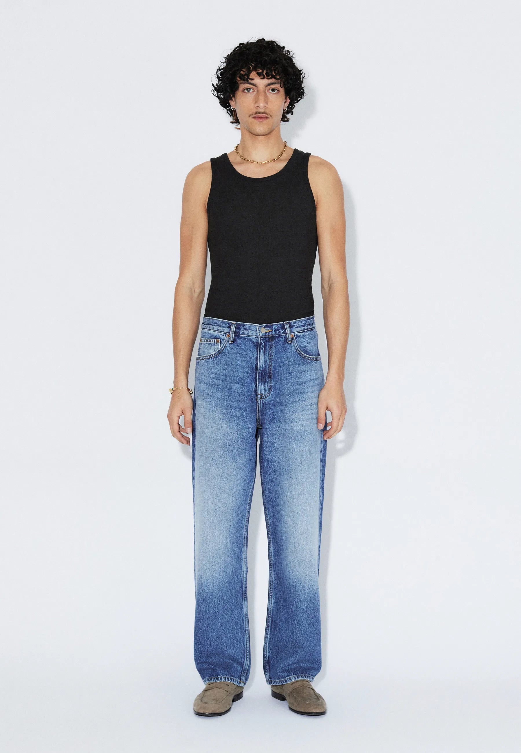 2110102L90_DrDenim_OmarRelaxed_StreamMidFade_Main_M1_1