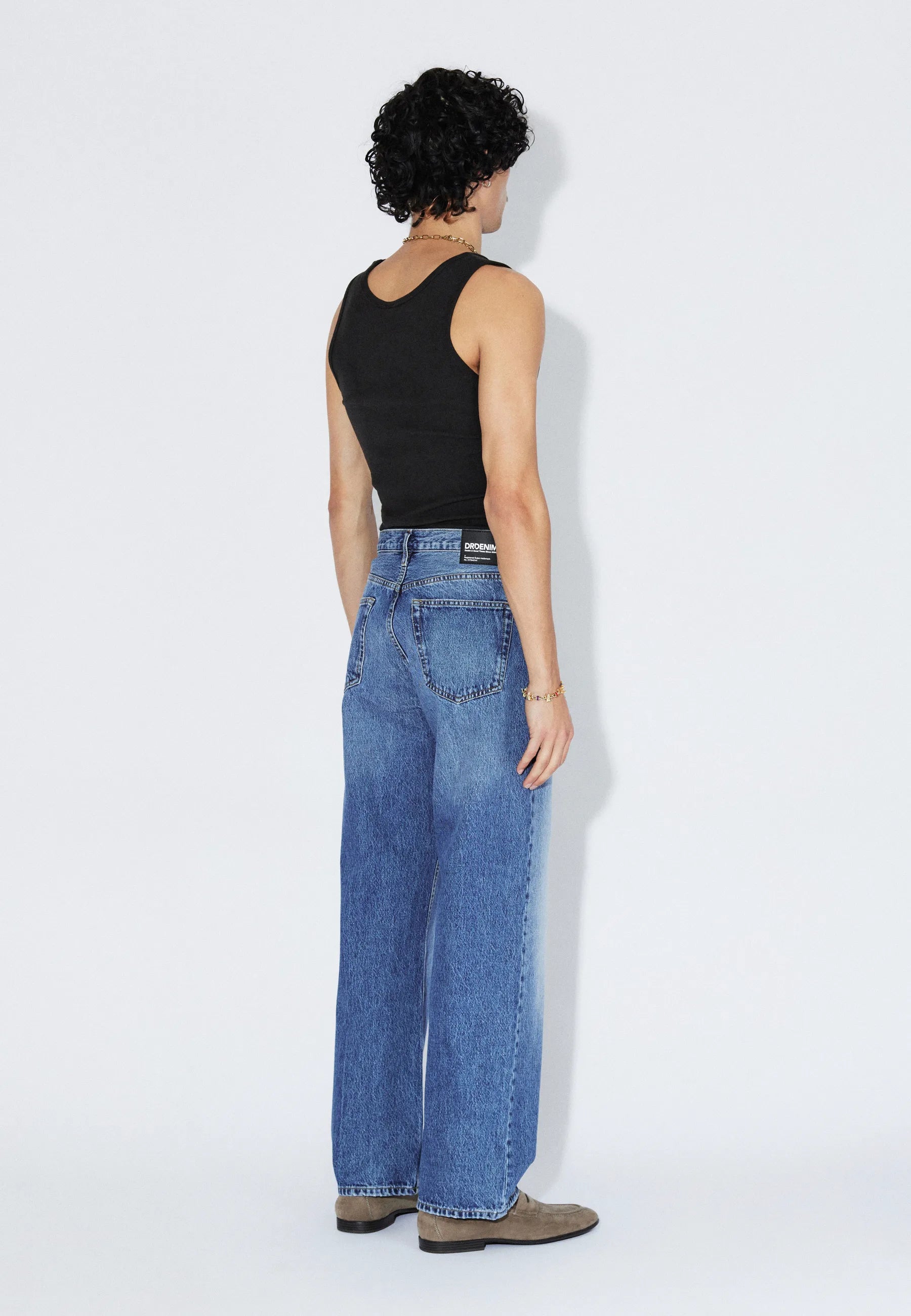 2110102L90_DrDenim_OmarRelaxed_StreamMidFade_Main_M2_1