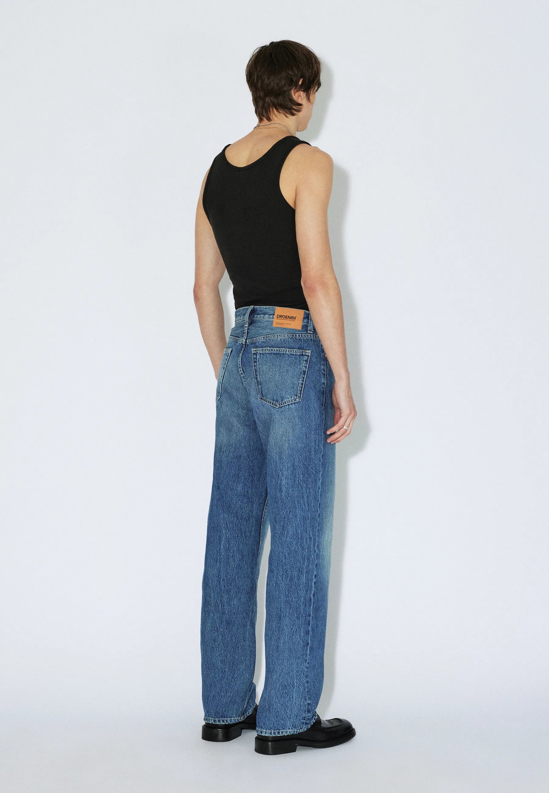 2110102M06_DrDenim_OmarRelaxed_DriftMidUsed_Main_M2_1