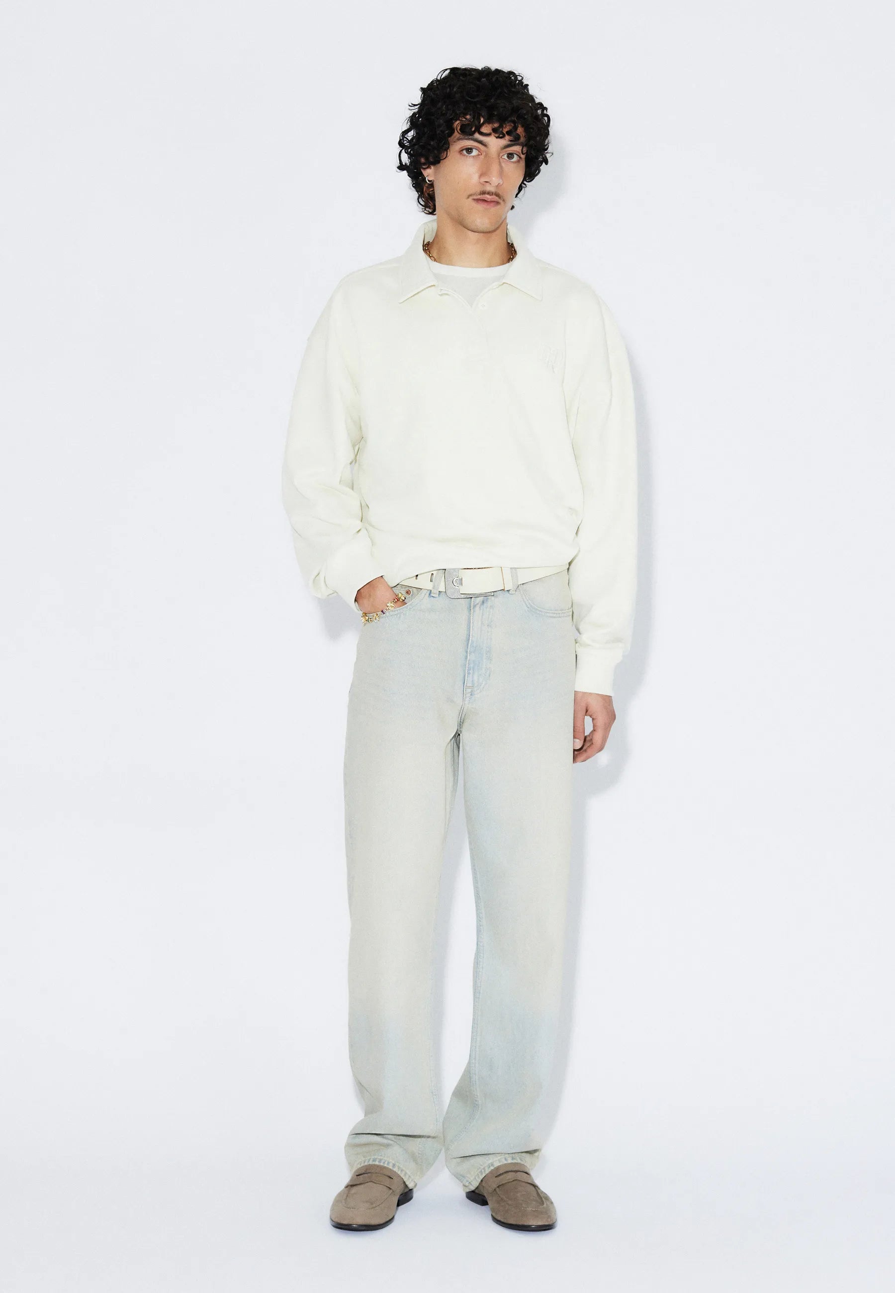 2110102M12_DrDenim_OmarRelaxed_StreamLightSand_Main_M1_2