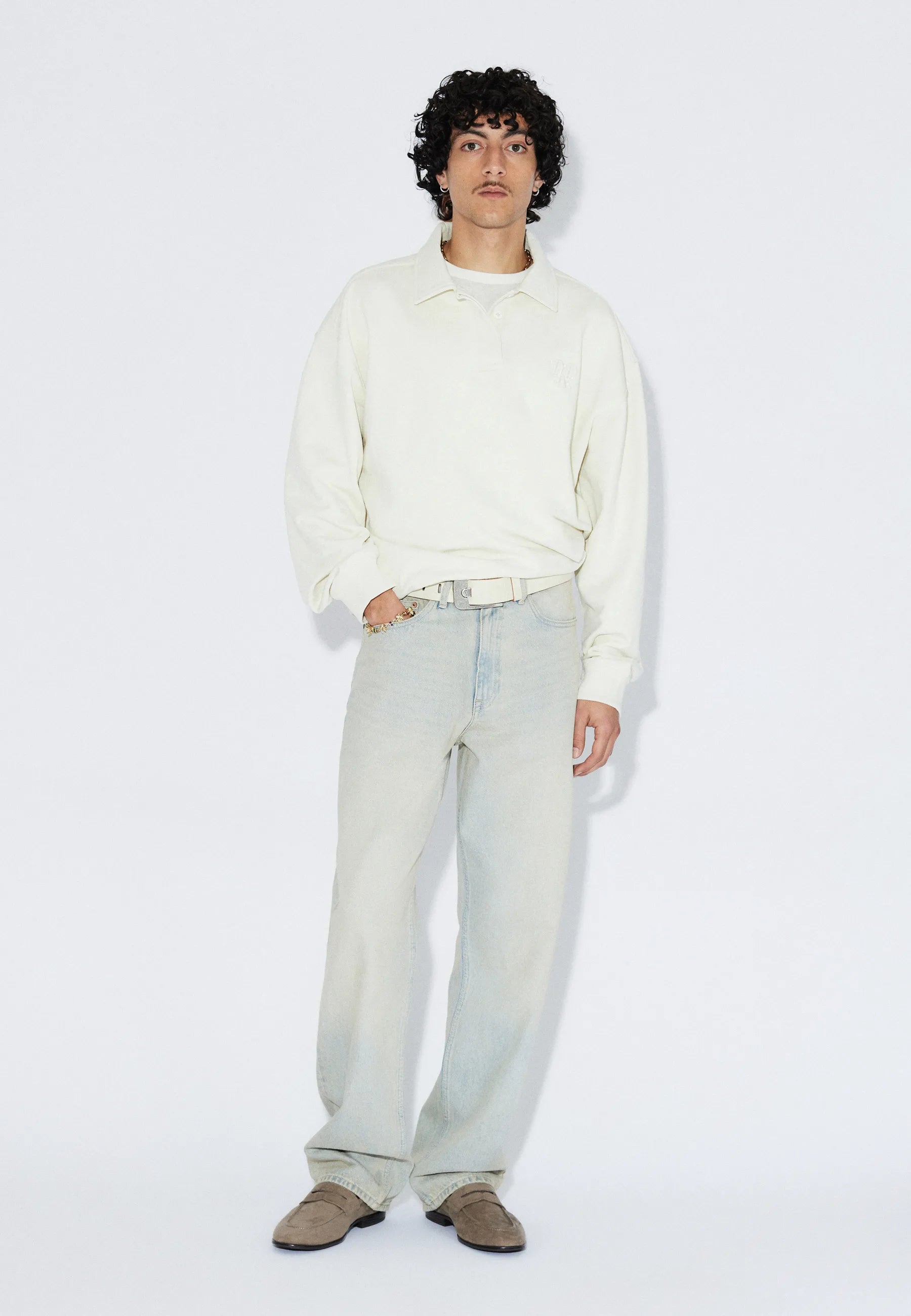 2110102M12_DrDenim_OmarRelaxed_StreamLightSand_Main_M1_3