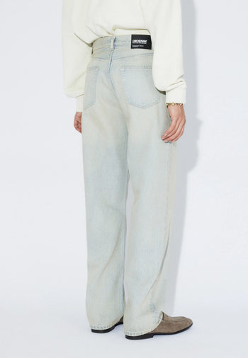 2110102M12_DrDenim_OmarRelaxed_StreamLightSand_Main_M4_1