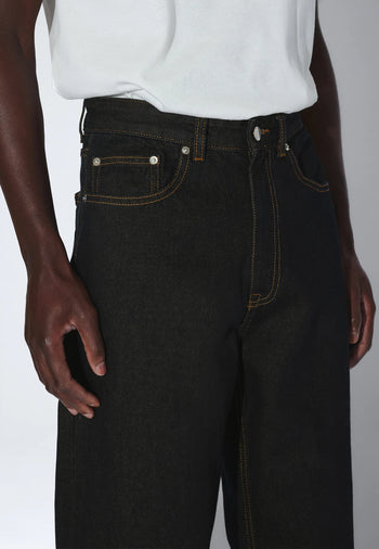 2110102M21_DrDenim_OmarRelaxed_KodiakRinse_main_M5_1