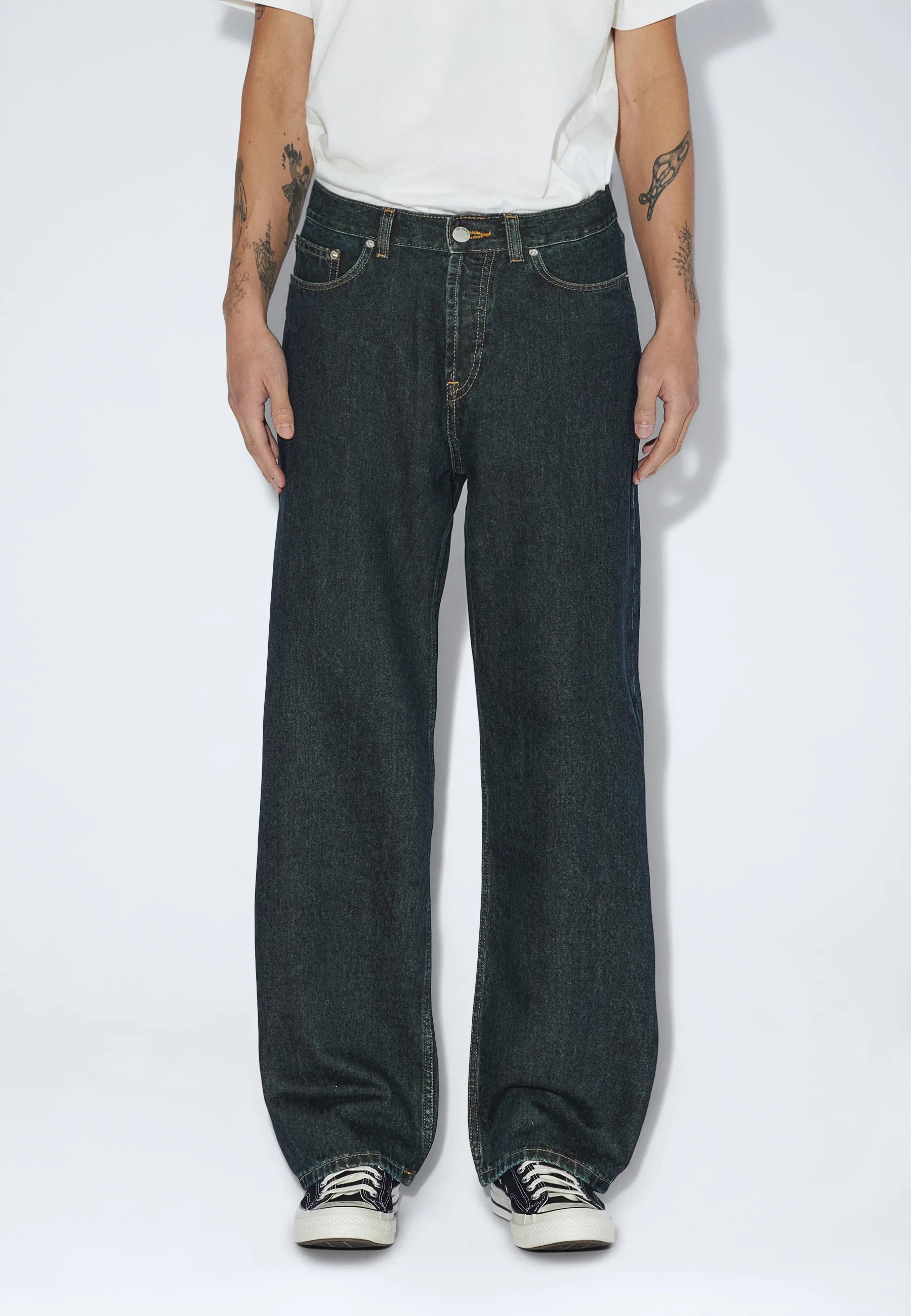 2110102M22_DrDenim_OmarRelaxed_KodiakDarkRetro_main_M3_1