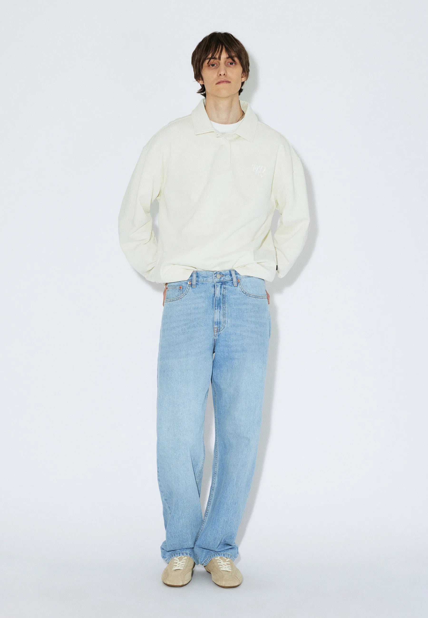 2110102V34_DrDenim_OmarRelaxed_HazeLightUsed_Main_M1_2