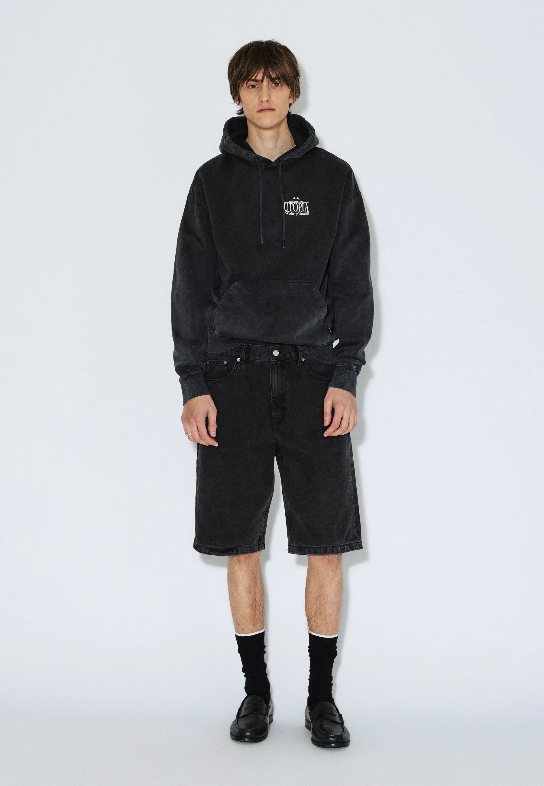 2110103A70_DrDenim_OmarRelaxed_WornBlack_Main_M1_2