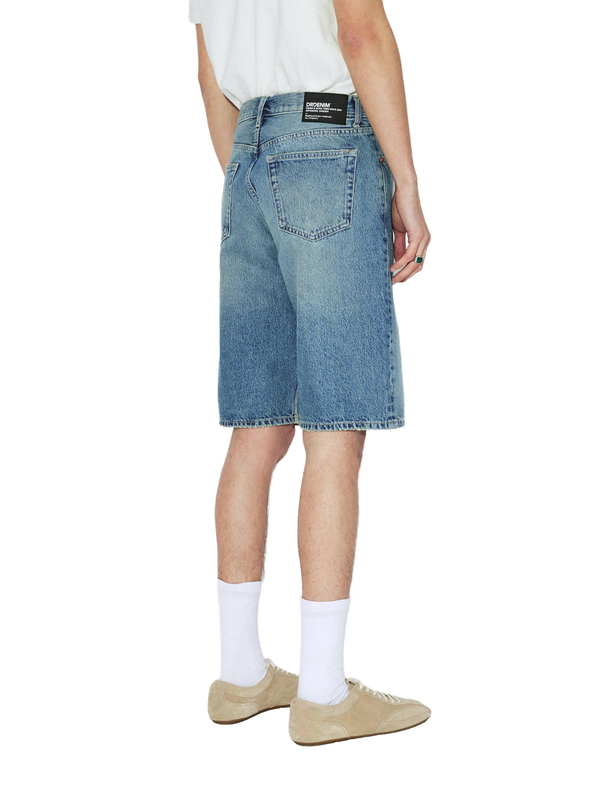2110103M02_DrDenim_OmarShorts_DriftSkyUsed_Main_M4_1