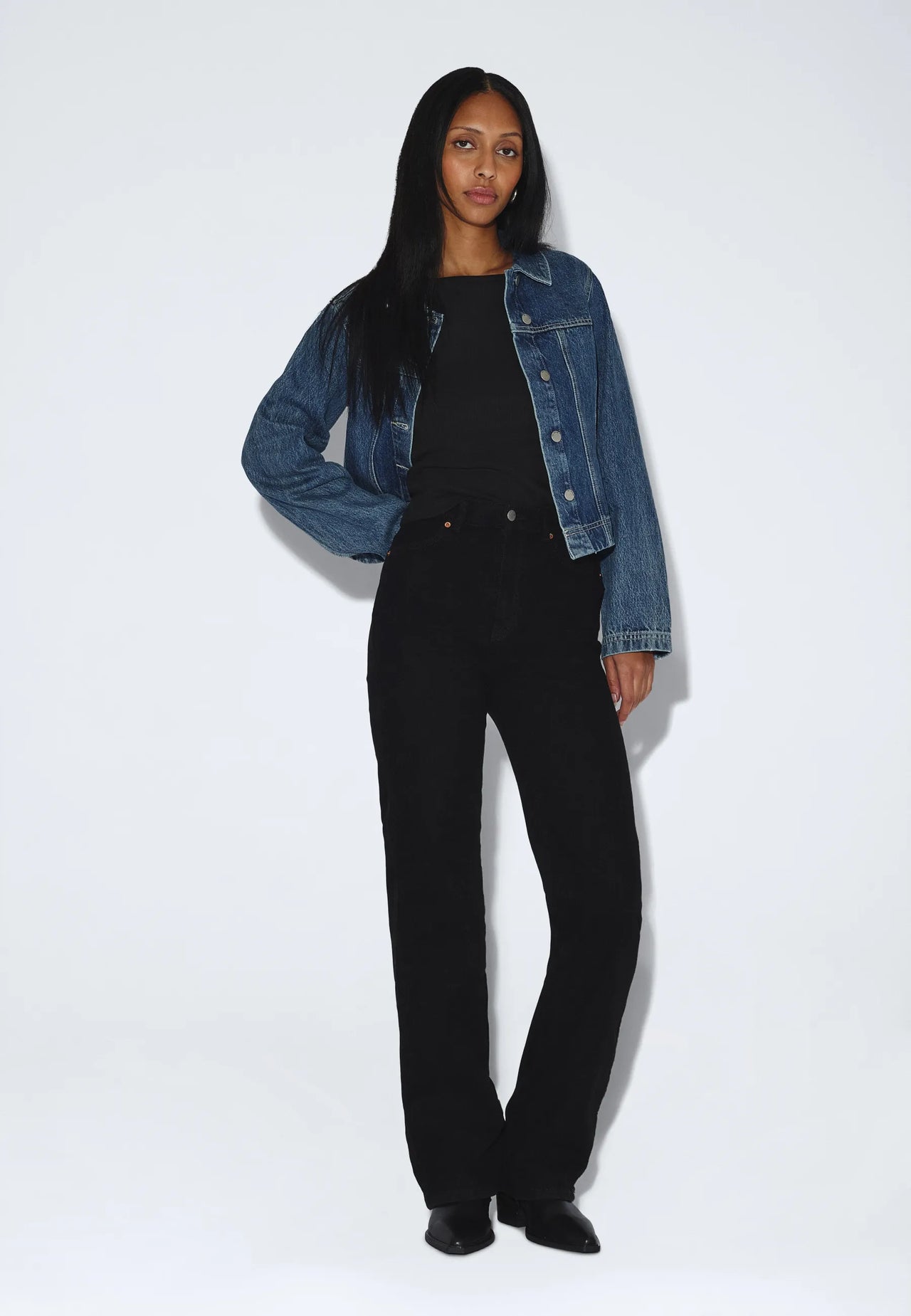 2130106099_DrDenim_MoxyHighStraight_SolidBlack_main_W1_1