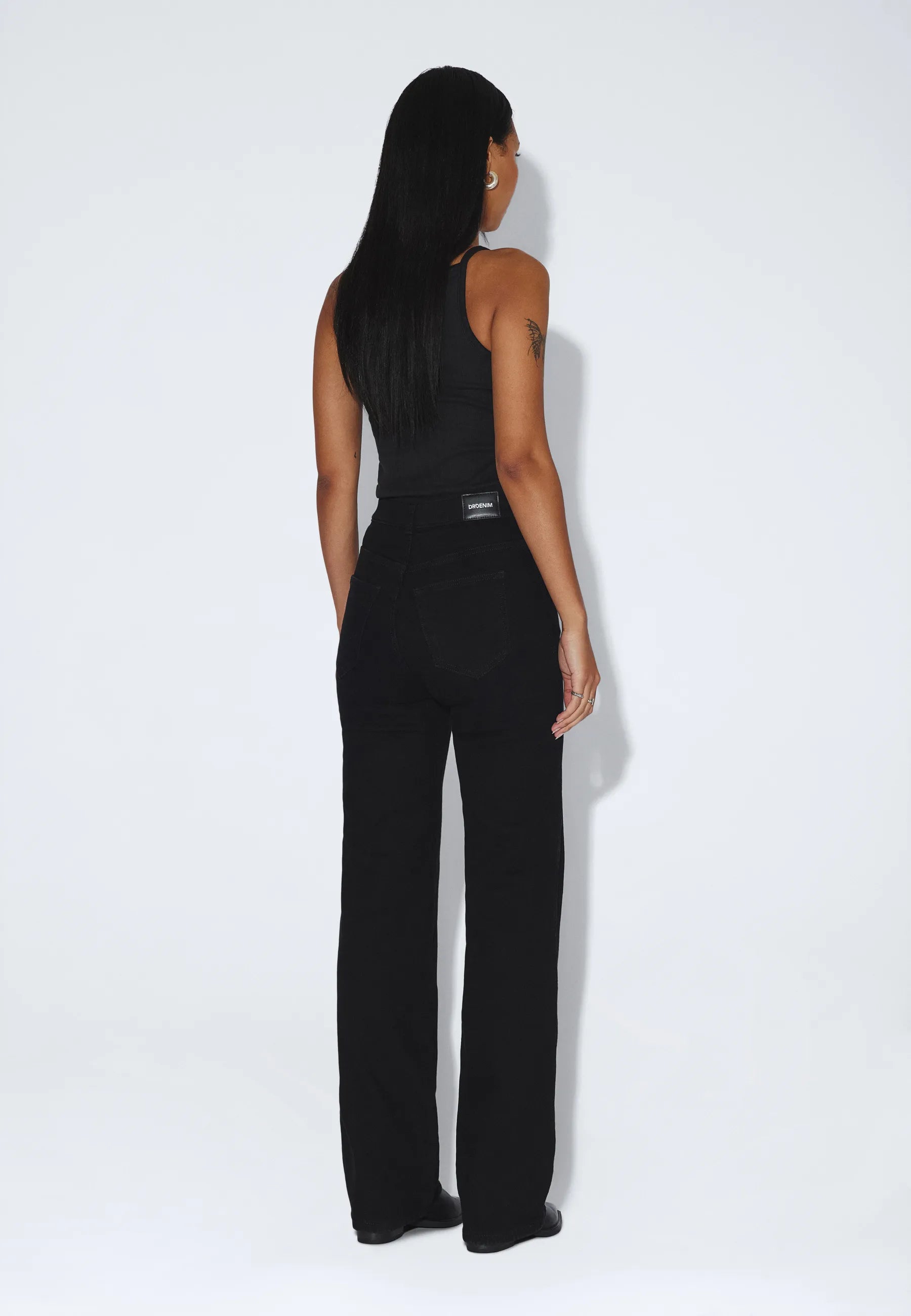 2130106099_DrDenim_MoxyHighStraight_SolidBlack_main_W2_1