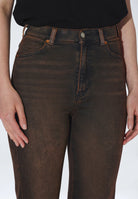 2130106BM2_DrDenim_MoxyHighStraight_MistBrownUsed_main_W5_1