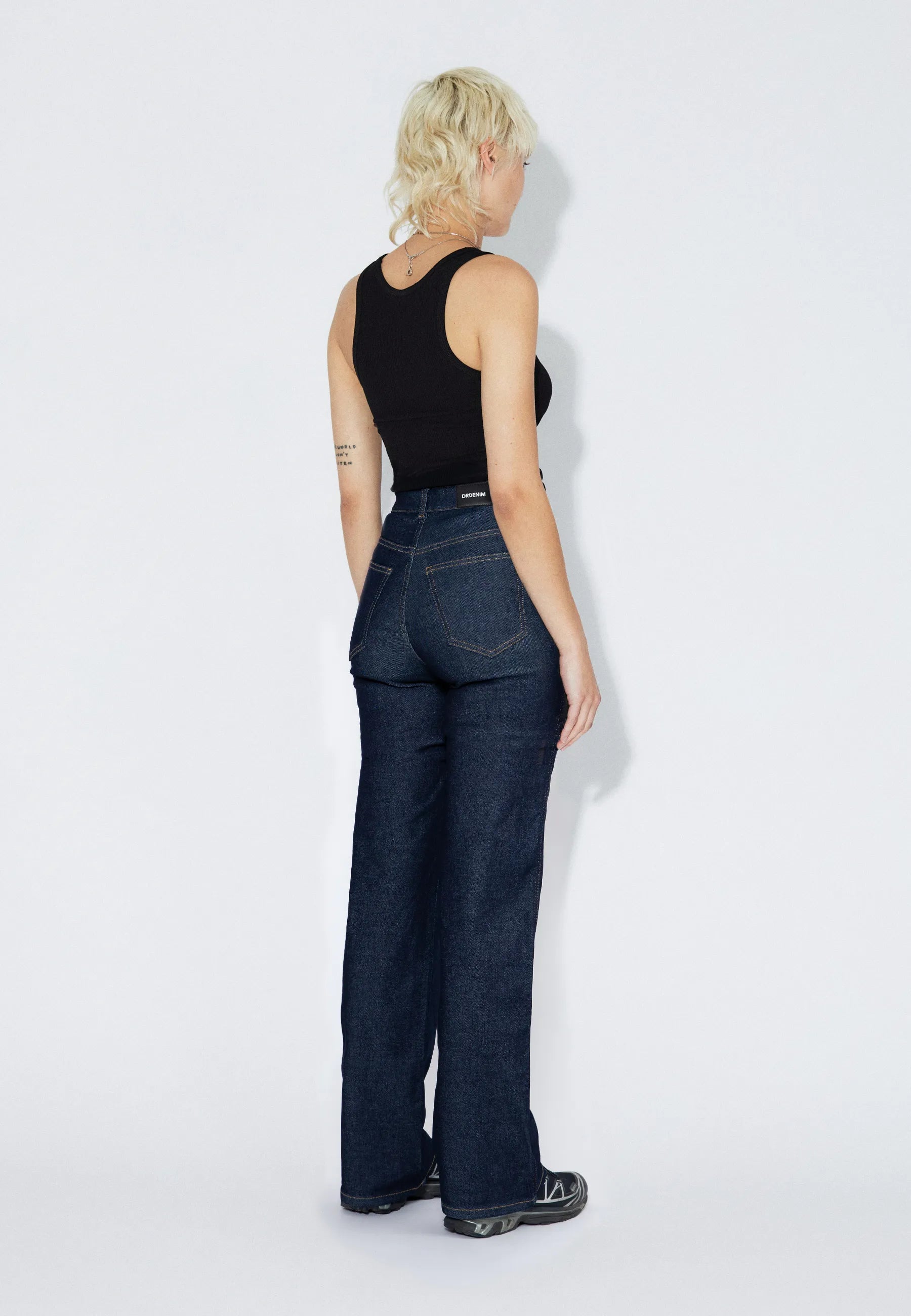 2130106F78_DrDenim_MoxyHighStraight_ScheckBlueRinsed_Main_W2_1