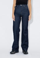 2130106F78_DrDenim_MoxyHighStraight_ScheckBlueRinsed_Main_W3_1