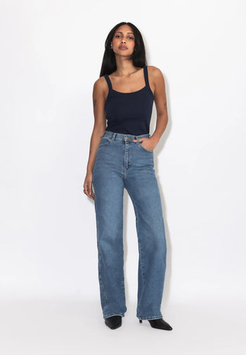 2130106J38_DrDenim_MoxyHighStraight_CapeSkyWornHem_Main_W1_3