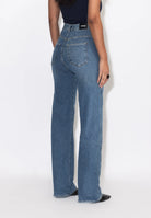 2130106J38_DrDenim_MoxyHighStraight_CapeSkyWornHem_Main_W4_1