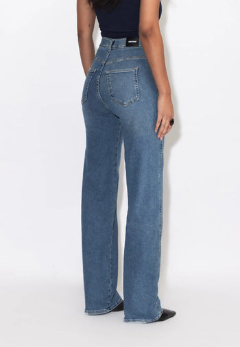 2130106J38_DrDenim_MoxyHighStraight_CapeSkyWornHem_Main_W4_1