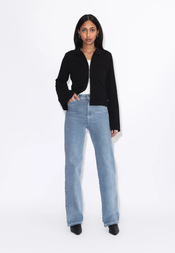 2130106U68_DrDenim_MoxyhighStraight_CapeLightPlain_Main_W1_1