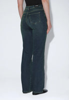 2130106V51_DrDenim_MoxyHighStraight_ValeGreenishFade_main_W4_1