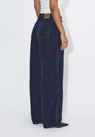 2230101213_DrDenim_DonnaHighRelaxed_NavyCord_Main_W4_1
