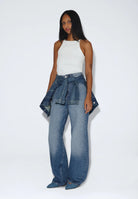2230101L02_DrDenim_DonnaHighRelaxed_StreamSkyFade_main_W1_4