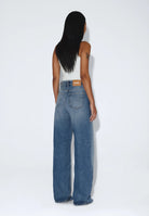2230101L02_DrDenim_DonnaHighRelaxed_StreamSkyFade_main_W2_1