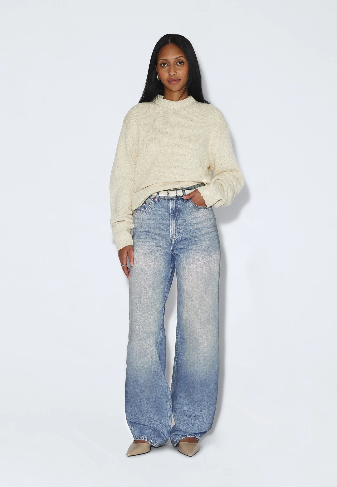 2230101L95_DrDenim_DonnaHighRelaxed_StreamSkyAged_Main_W1_1