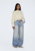 2230101L95_DrDenim_DonnaHighRelaxed_StreamSkyAged_Main_W1_3