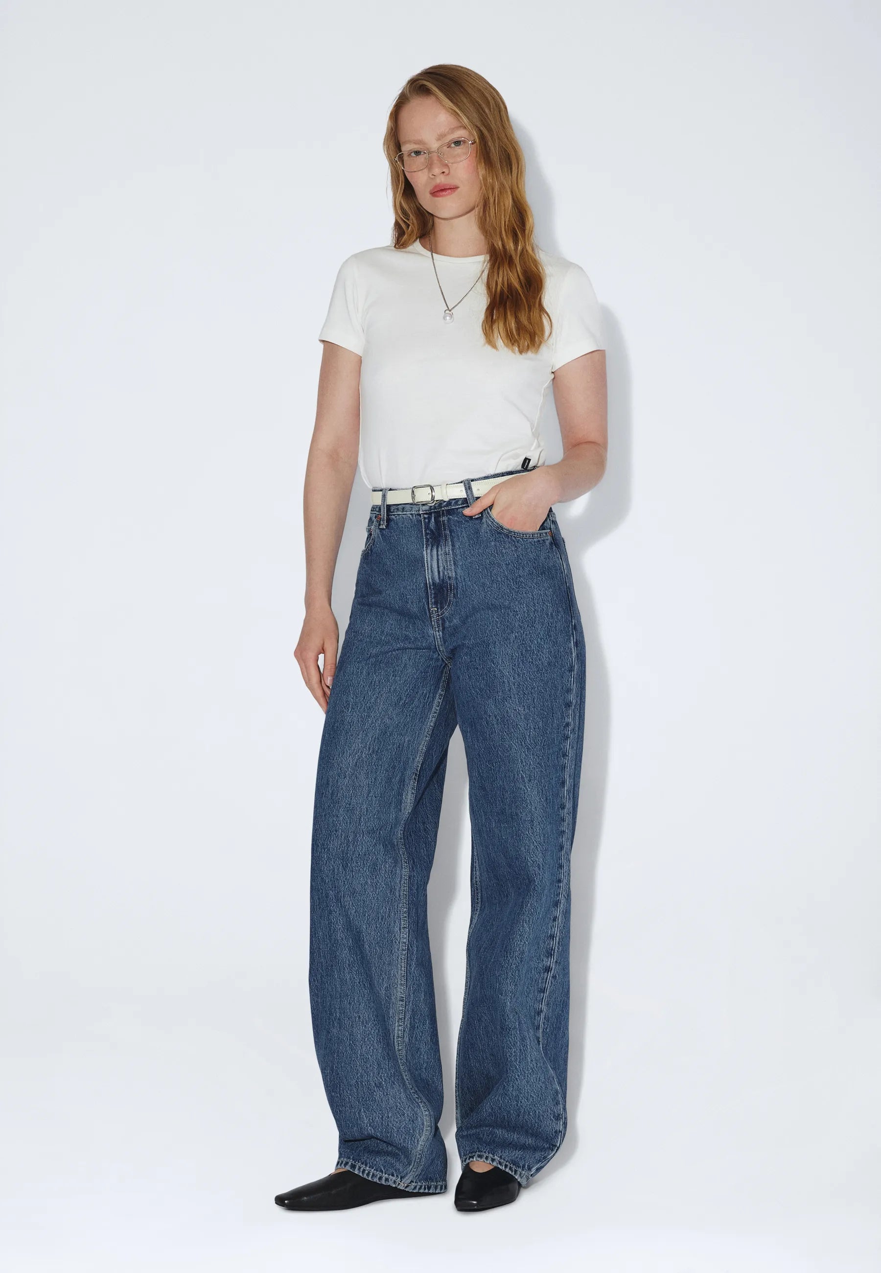 2230101M07_DrDenim_DonnaHighRelaxed_DriftMidRetro_main_W1_4
