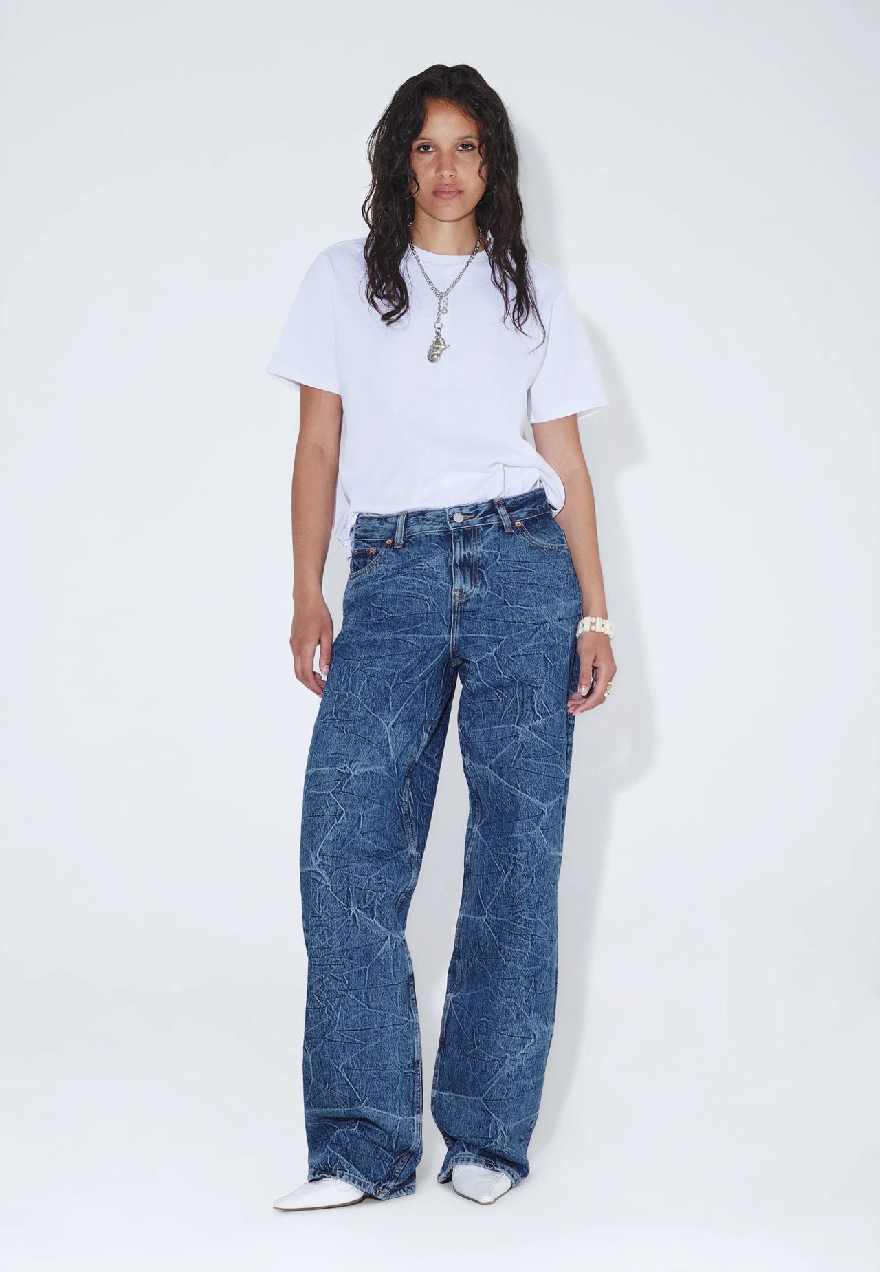 2310103067_DrDenim_HillLowRelaxed_HoneyFun_Main_W1_1