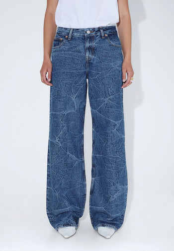 2310103067_DrDenim_HillLowRelaxed_HoneyFun_Main_W3_1