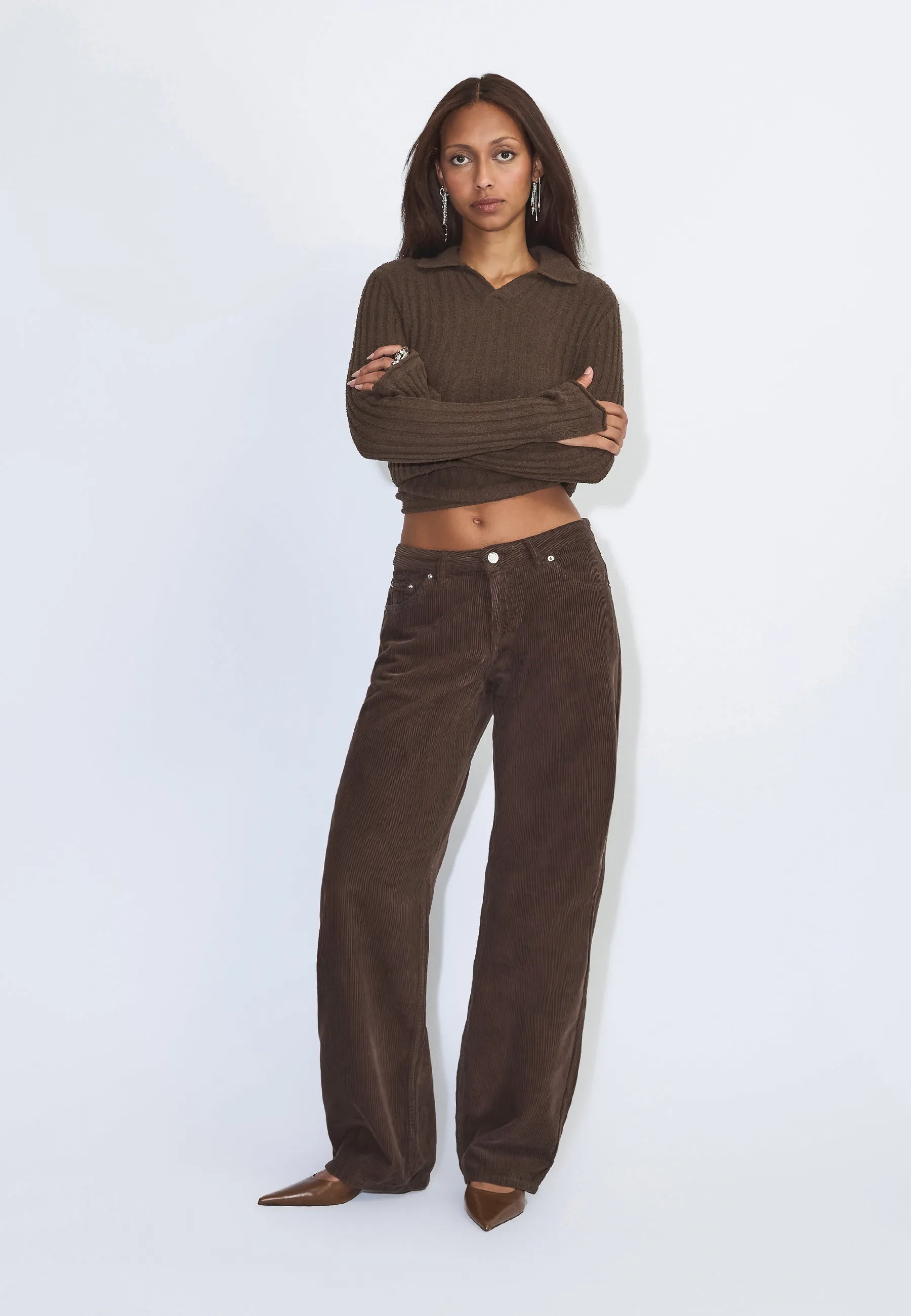 2310103BY2_DrDenim_HillLowRelaxed_DarkBrownCord_Main_W1_2