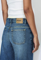2310103J63_DrDenim_HillLowRelaxed_NovaMidUsed_Main_W5_2