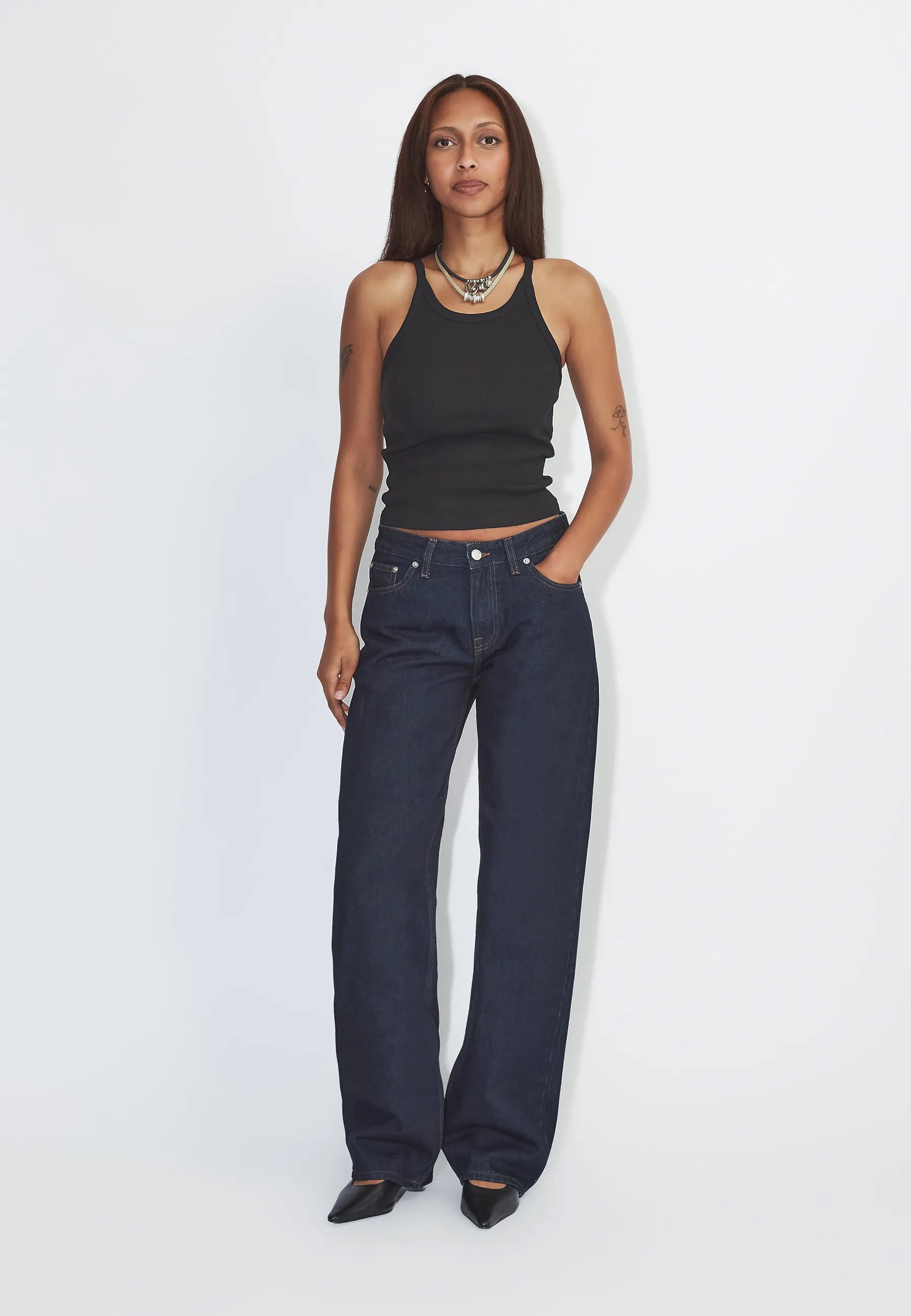 2310103K62_DrDenim_HillLowRelaxed_StreamRinse_Main_W1_1