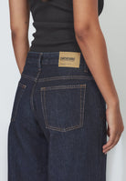 2310103K62_DrDenim_HillLowRelaxed_StreamRinse_Main_W5_2