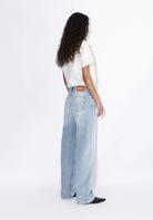 2310103L03_DrDenim_HillLowRelaxed_StreamLightFade_Main_W2_1