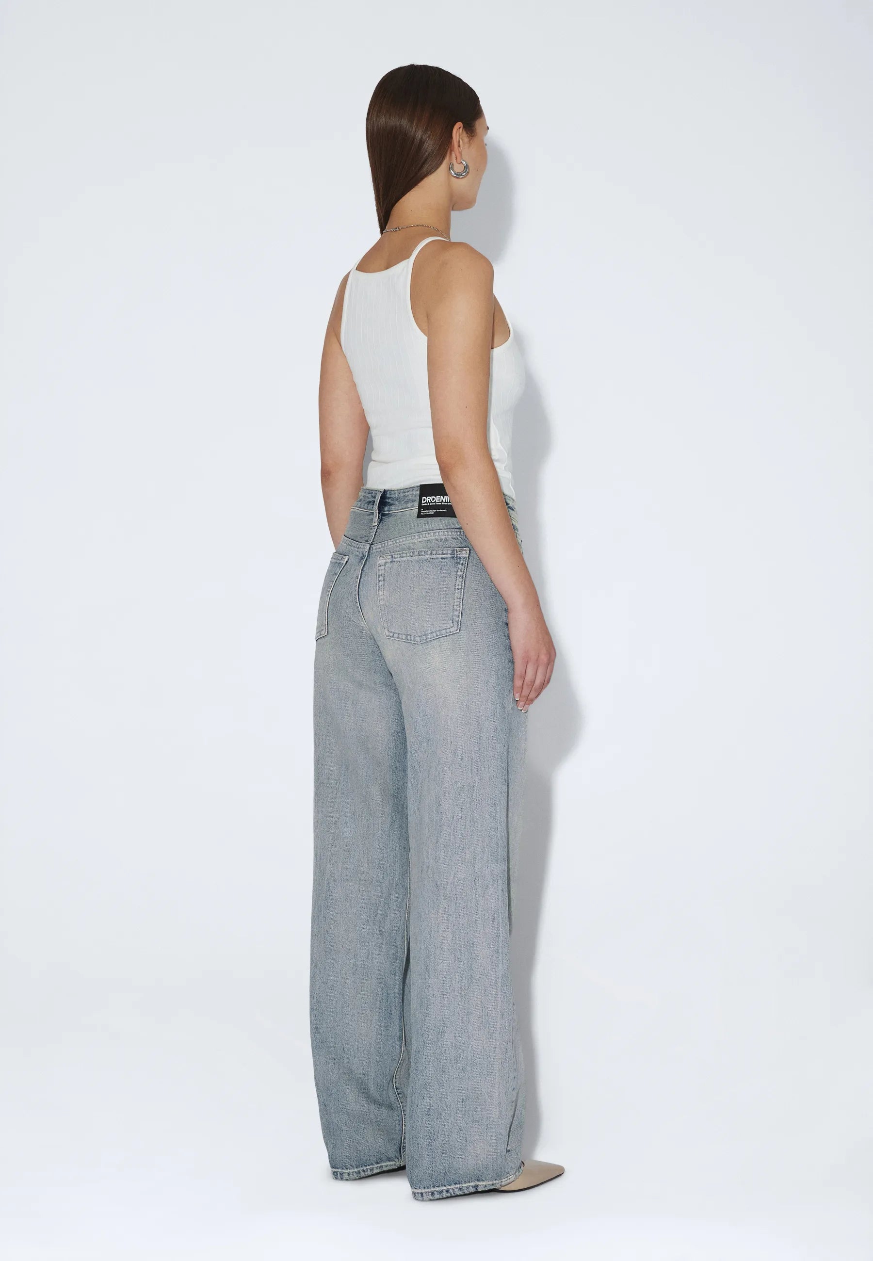 2310103M01_DrDenim_HillLowRelaxed_DriftLightUsed_main_W2_1