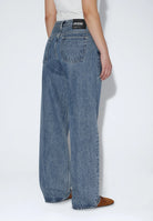 2310103M09_DrDenim_HillLowRelaxed_DriftSkyRetro_main_W4_1