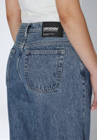 2310103M09_DrDenim_HillLowRelaxed_DriftSkyRetro_main_W5_2