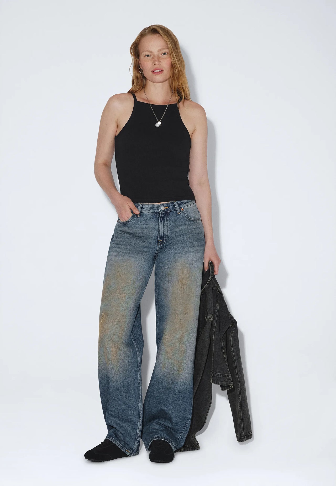 2310103M14_DrDenim_HillLowRelaxed_StreamMidMudStains_main_W1_2