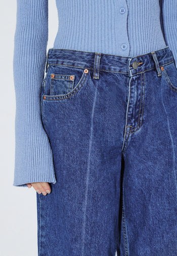 2310103V38_DrDenim_HillLowRelaxed_HazeMidRetroCrease_Main_W5_1