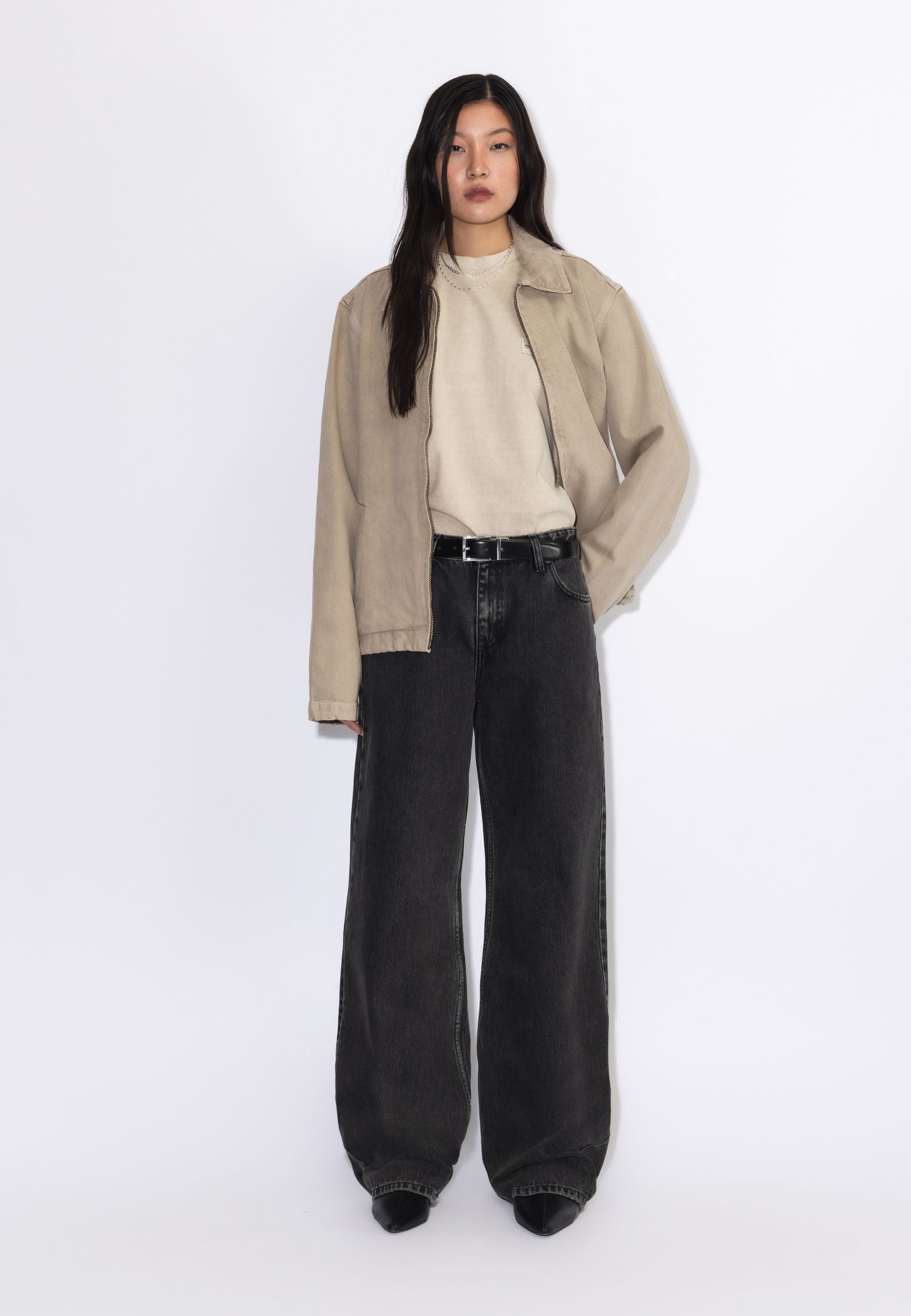 2310103V60_DrDenim_HillLowRelaxed_AgedBlack_Main_W1_1