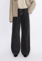 2310103V60_DrDenim_HillLowRelaxed_AgedBlack_Main_W3_1