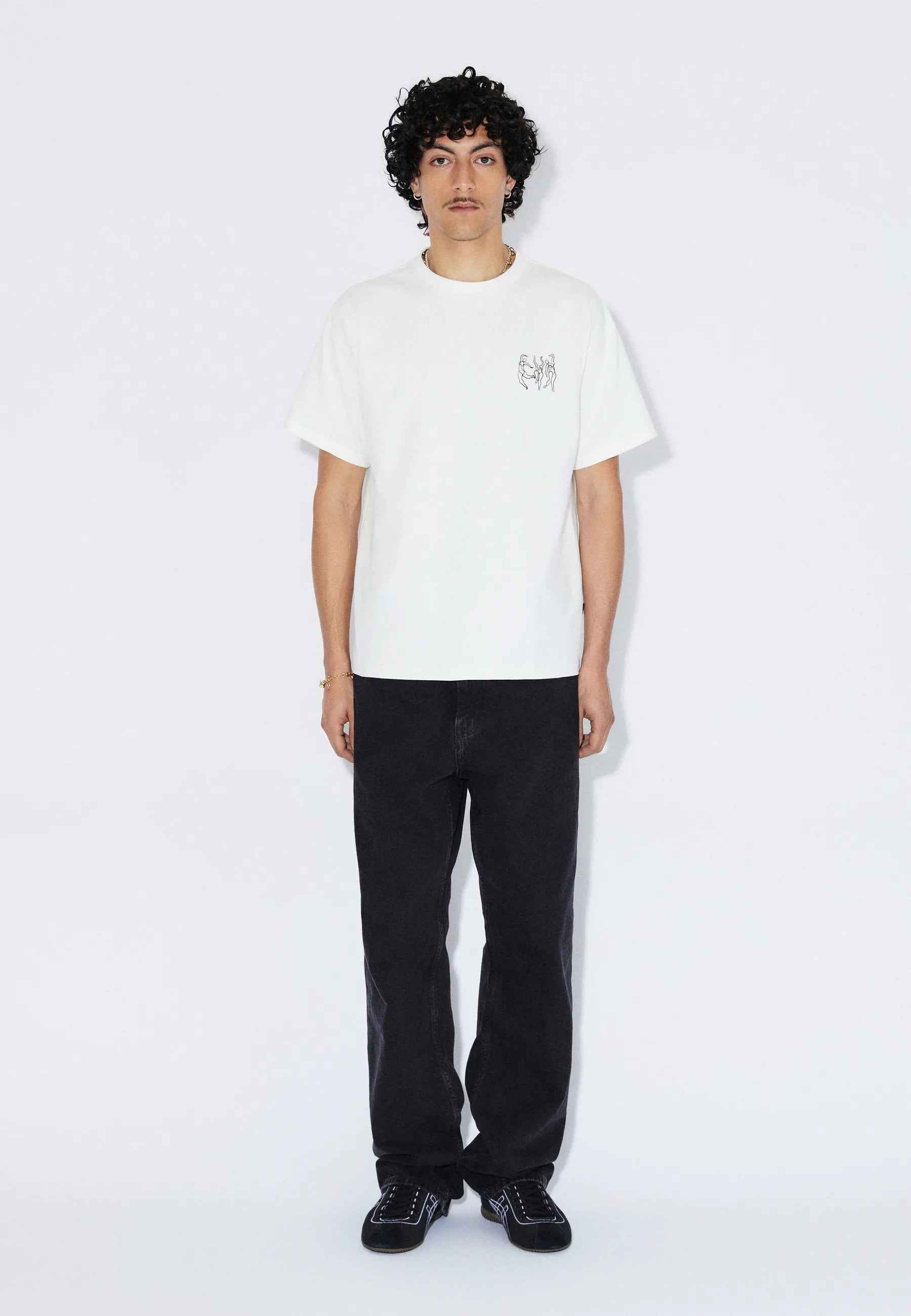 2411115BG3_DrDenim_TrooperTee_OffWhiteDance_Main_M1_1