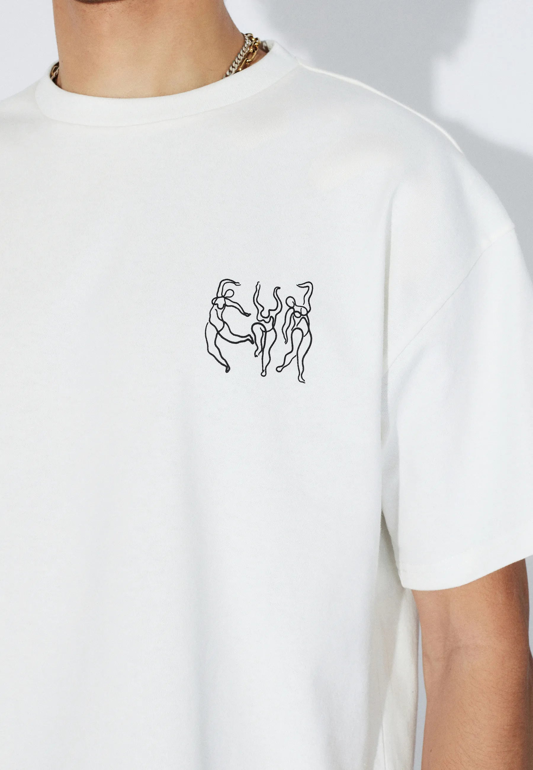 2411115BG3_DrDenim_TrooperTee_OffWhiteDance_Main_M5_1