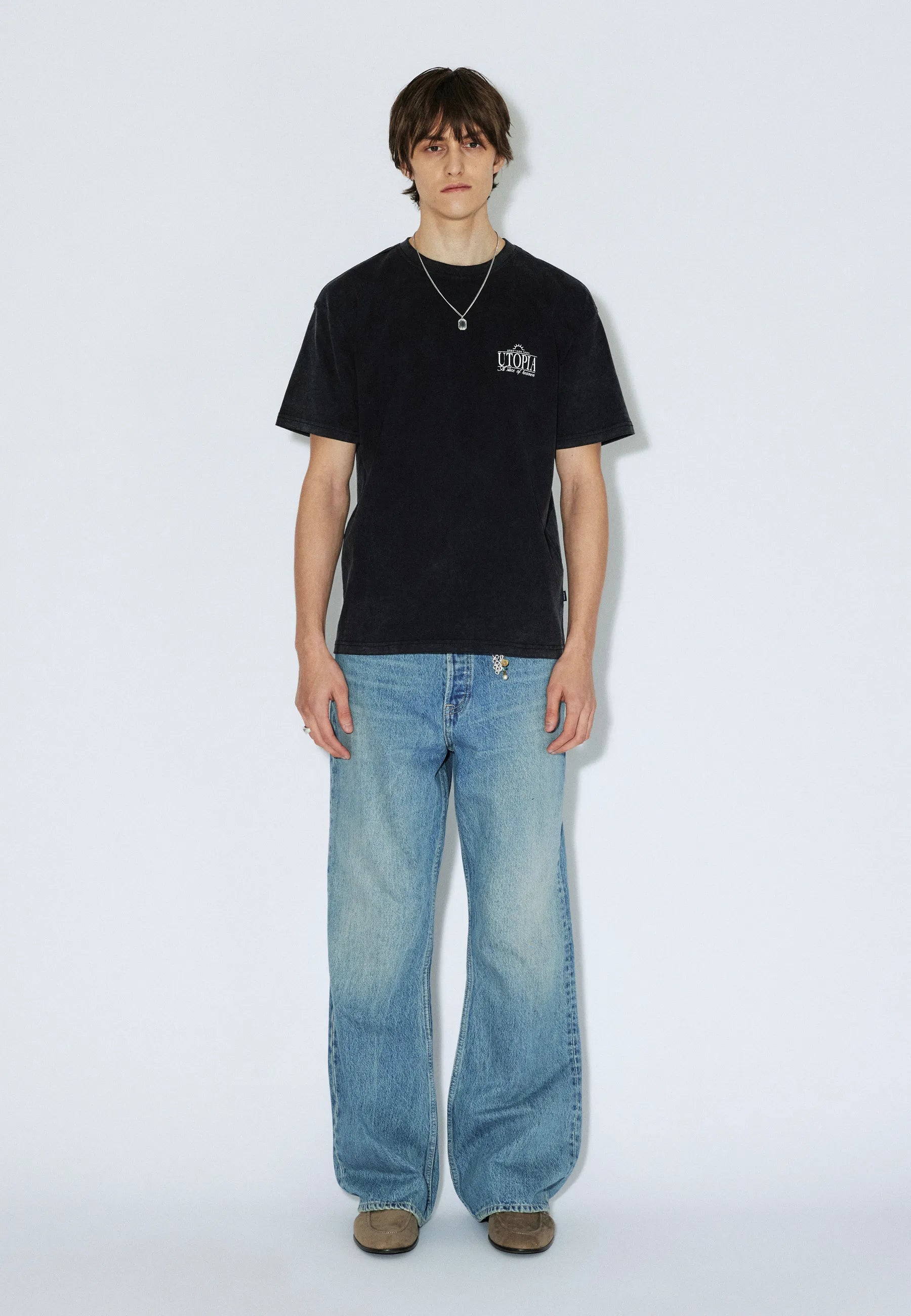 2411115BG4_DrDenim_TrooperTee_WashedBlackUtopia_Main_M1_1