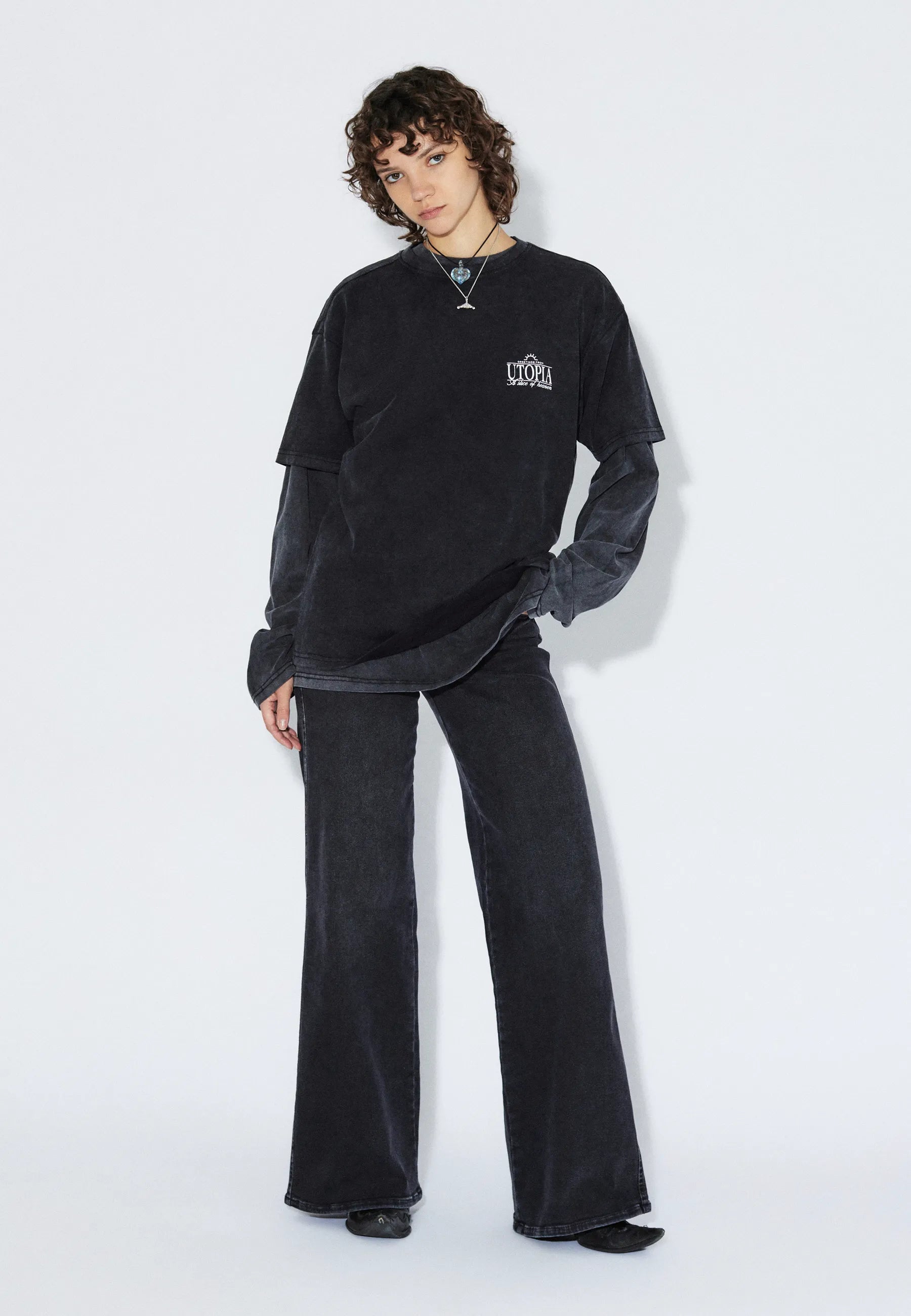 2411115BG4_DrDenim_TrooperTee_WashedBlackUtopia_Main_W1_2