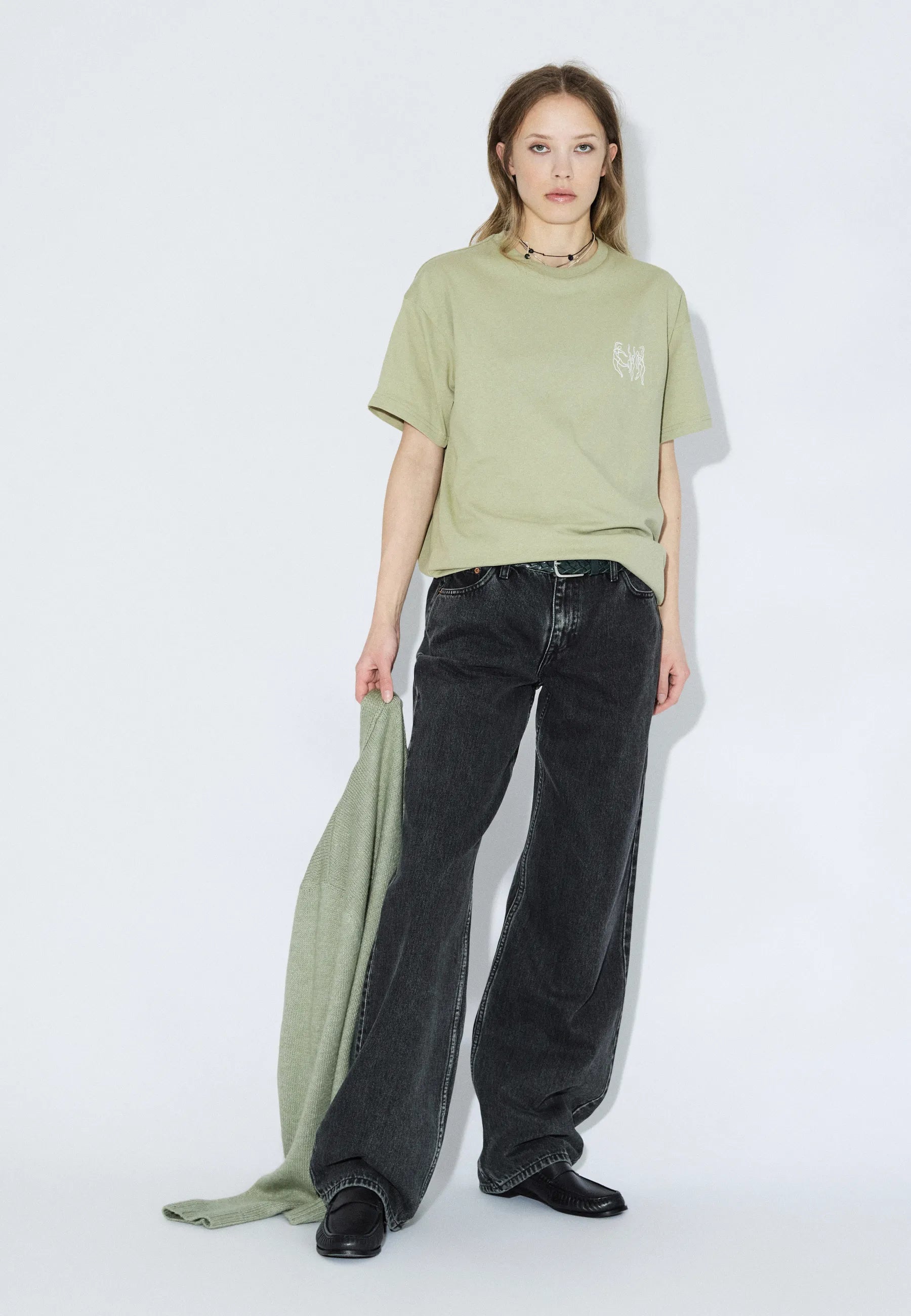 2411115BG6_DrDenim_TrooperTee_LtGreenDance_Main_W1_1